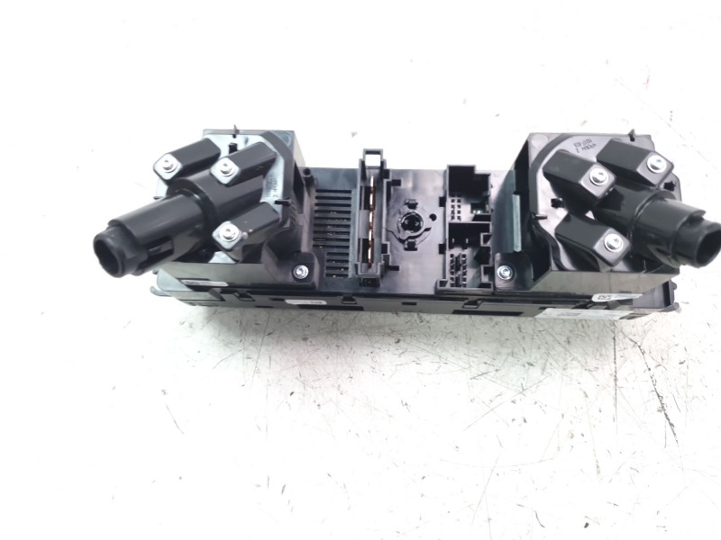 Recambio de mando calefaccion / aire acondicionado para volkswagen polo referencia OEM IAM 2G1820045F  