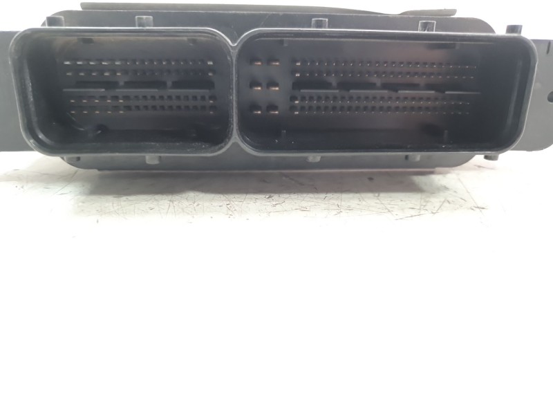 Recambio de centralita motor uce para volkswagen polo referencia OEM IAM 04C907309AT  