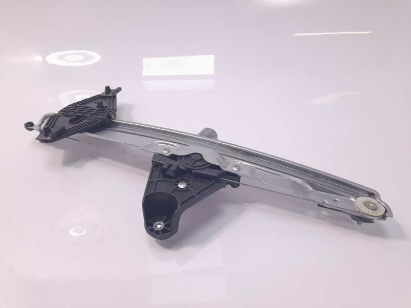 Recambio de elevalunas delantero izquierdo para dacia sandero iii expression referencia OEM IAM 807218548R  