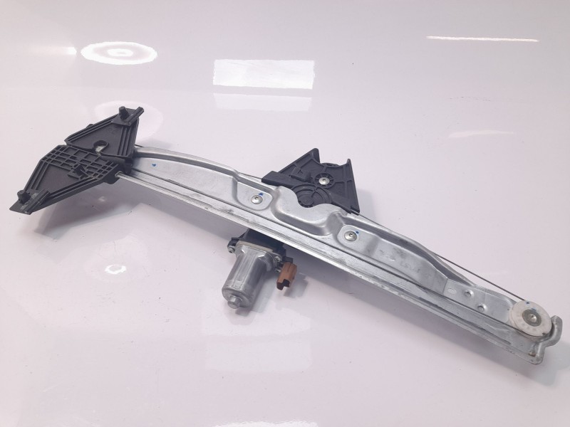 Recambio de elevalunas delantero derecho para dacia sandero iii expression referencia OEM IAM 807206015R  