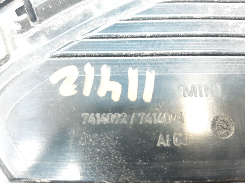 Recambio de moldura para mini countryman (f60) 1.5 12v referencia OEM IAM 51137414092 51137414092 