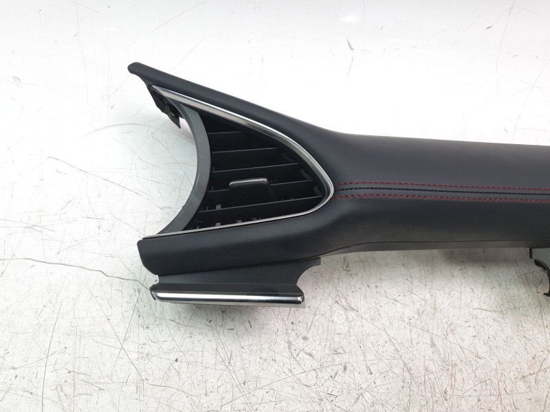 Recambio de aireador central para mazda 3 berlina (bp) referencia OEM IAM BDGF6471X  