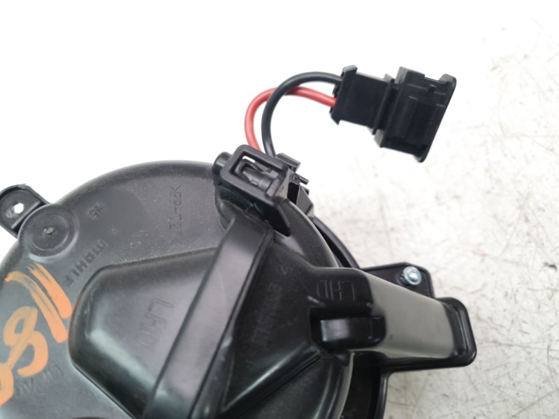 Recambio de ventilador calefaccion para volkswagen polo referencia OEM IAM 2Q1819021  