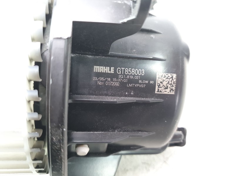 Recambio de ventilador calefaccion para volkswagen polo referencia OEM IAM 2Q1819021  