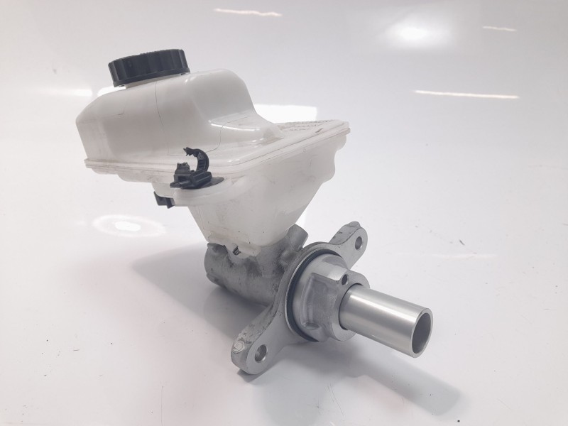 Recambio de bomba freno para toyota corolla (e21) hybrid style referencia OEM IAM 4720109B20  