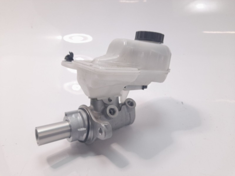 Recambio de bomba freno para toyota corolla (e21) hybrid style referencia OEM IAM 4720109B20  