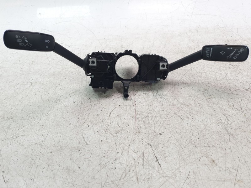 Recambio de mando multifuncion para volkswagen polo referencia OEM IAM 2Q0953521E  