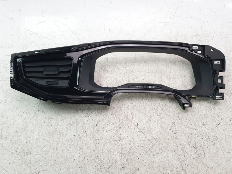 Recambio de aireador izquierdo para volkswagen polo referencia OEM IAM 2G1819703  