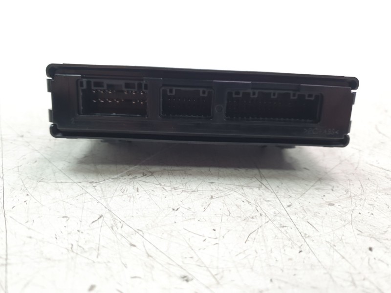 Recambio de modulo electronico para mazda 3 berlina (bp) referencia OEM IAM BCKA675M0G  