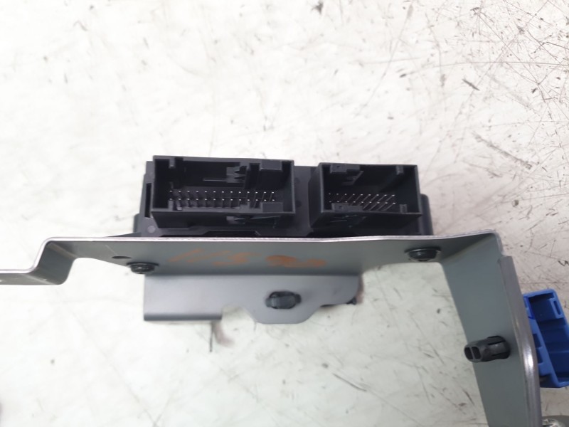 Recambio de modulo electronico para mazda 3 berlina (bp) referencia OEM IAM B0J967UU0F  