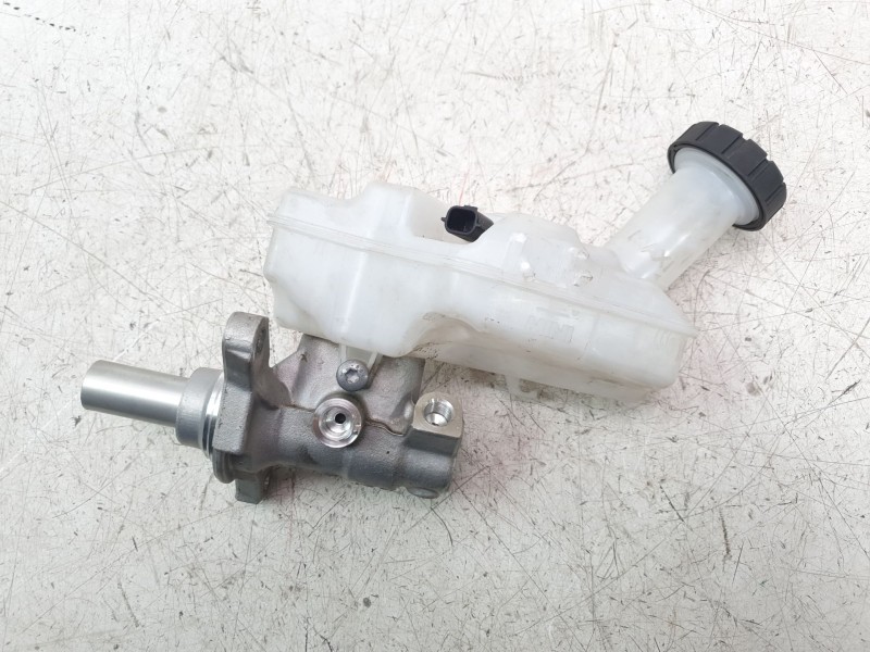 Recambio de bomba freno para dacia sandero iii expression referencia OEM IAM 460114755R  