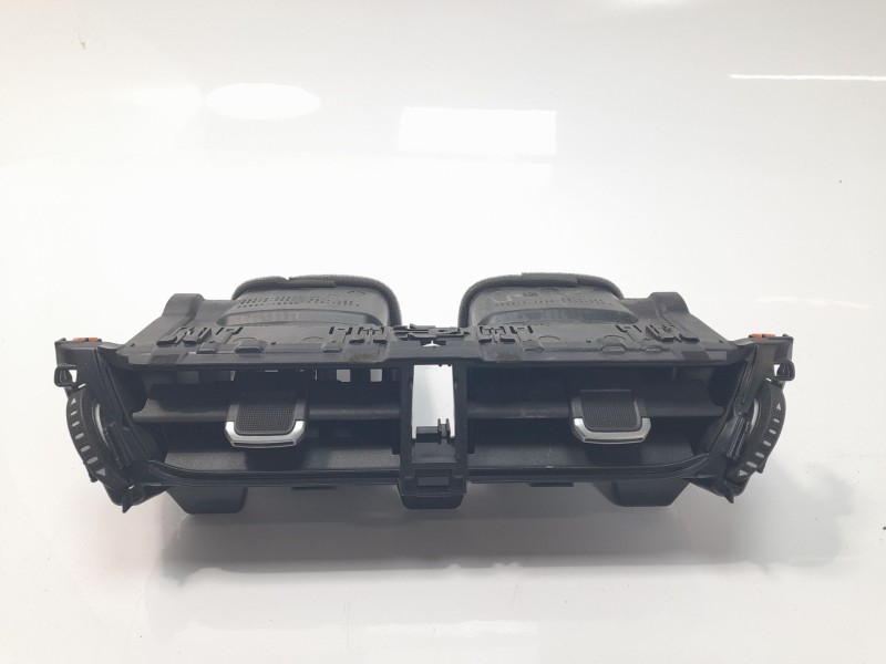 Recambio de rejilla aireadora para toyota corolla (e21) hybrid style referencia OEM IAM 5567002830  