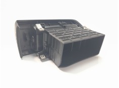 Recambio de rejilla aireadora para dacia sandero iii expression referencia OEM IAM 687615318R   2