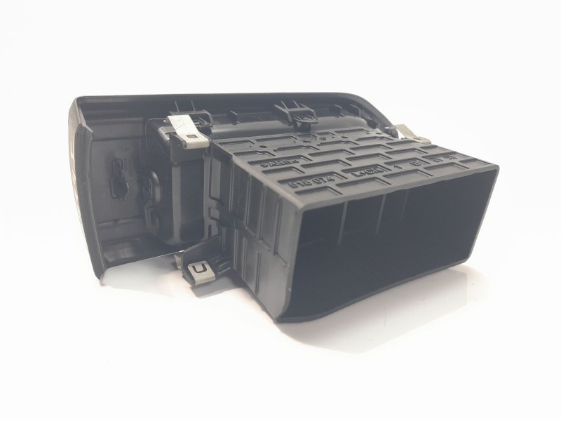 Recambio de rejilla aireadora para dacia sandero iii expression referencia OEM IAM 687615318R  