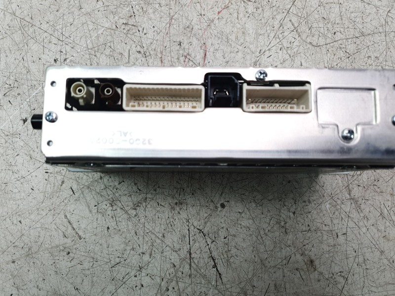Recambio de sistema audio / radio cd para dacia sandero iii expression referencia OEM IAM 280218269R  