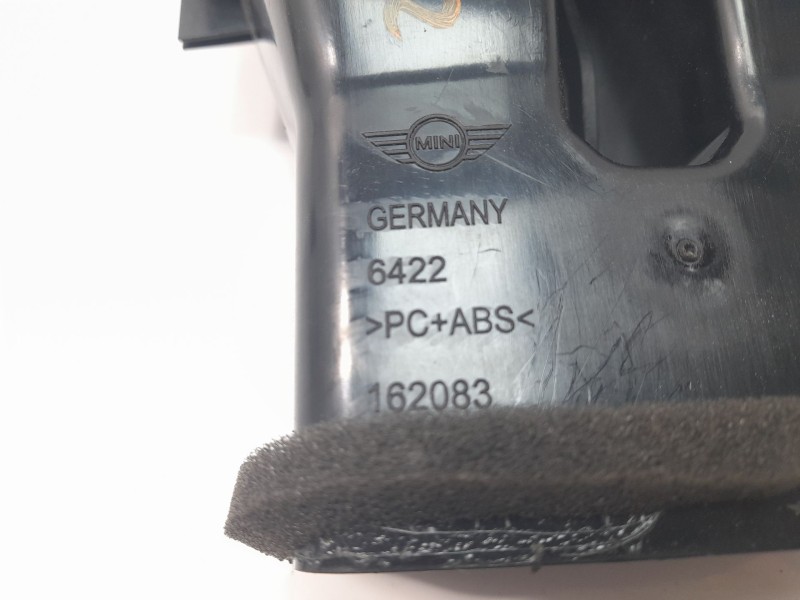 Recambio de aireador central para mini countryman (f60) 1.5 12v referencia OEM IAM 6422162083  