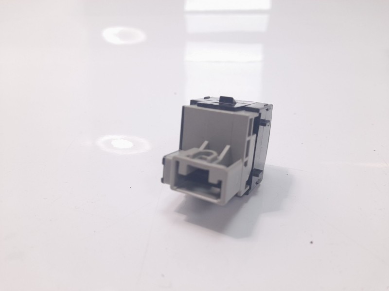 Recambio de interruptor para toyota corolla (e21) hybrid style referencia OEM IAM 8415202170  