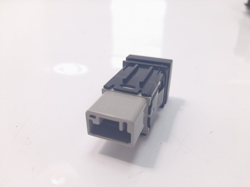 Recambio de interruptor para toyota corolla (e21) hybrid style referencia OEM IAM 8497502020  