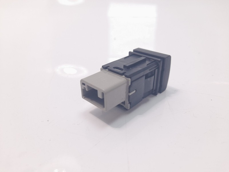 Recambio de interruptor para toyota corolla (e21) hybrid style referencia OEM IAM 8415302060  