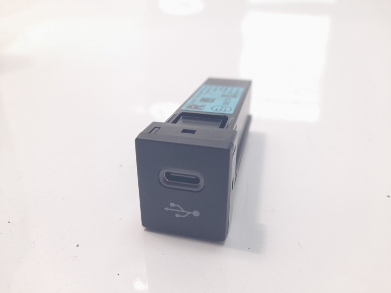 Recambio de interruptor para toyota corolla (e21) hybrid style referencia OEM IAM 8475102180  