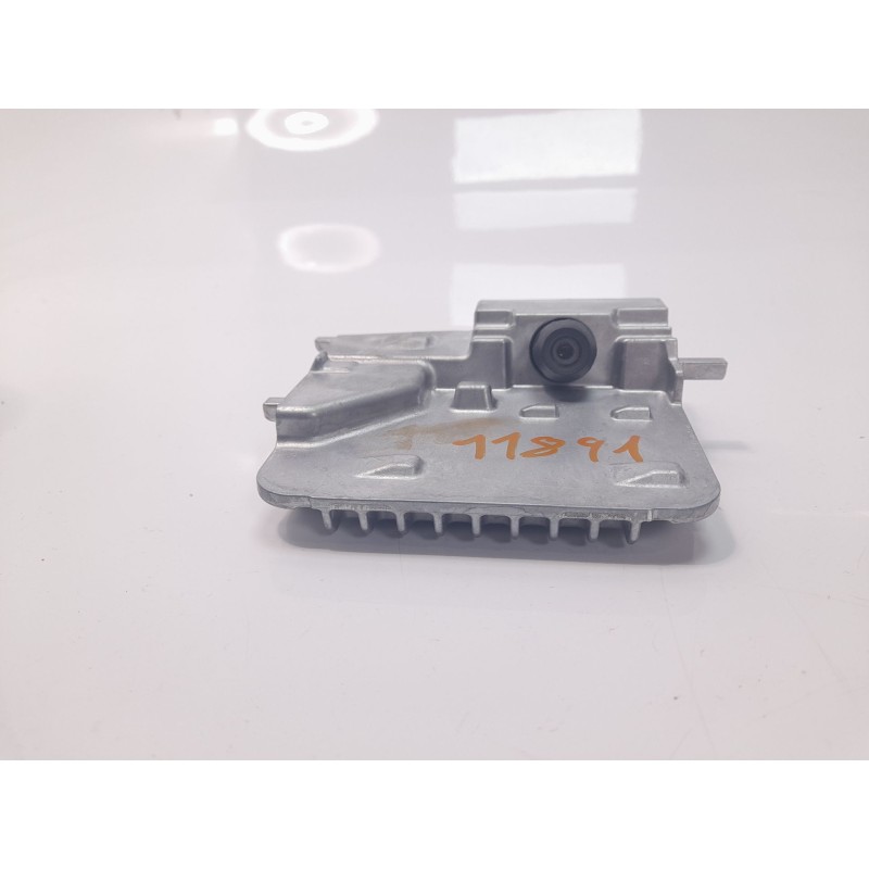 Recambio de camara vision frontal para toyota corolla (e21) hybrid style referencia OEM IAM 8646C12060 1003500305 0350000305