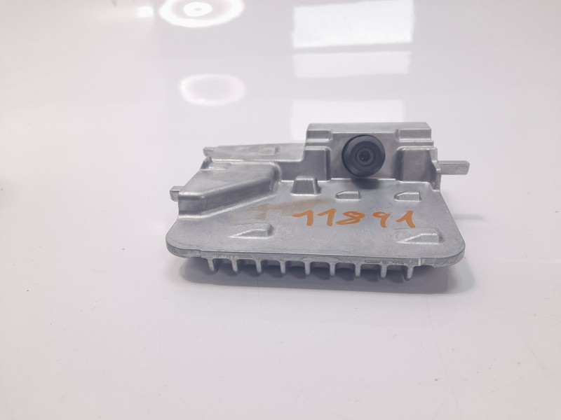 Recambio de camara vision frontal para toyota corolla (e21) hybrid style referencia OEM IAM 8646C12060 1003500305 0350000305