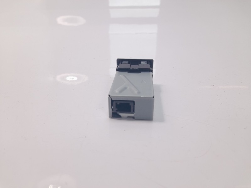 Recambio de modulo electronico para toyota corolla (e21) hybrid style referencia OEM IAM 8553260060  