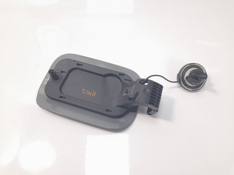 Recambio de tapa exterior combustible para mini countryman (f60) 1.5 12v referencia OEM IAM 8661542  
