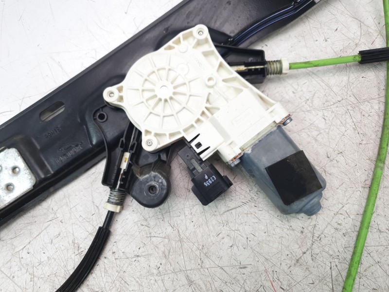 Recambio de elevalunas delantero derecho para jaguar f-pace 300 sport awd referencia OEM IAM HK8323200AE  