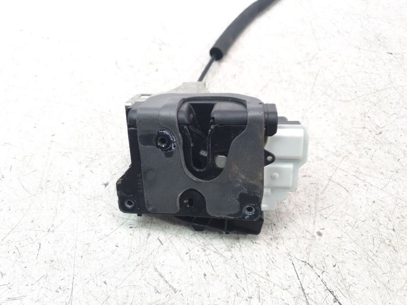 Recambio de cerradura puerta delantera derecha para jaguar f-pace 300 sport awd referencia OEM IAM T2H17431  