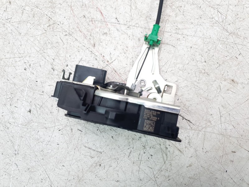 Recambio de cerradura puerta delantera derecha para jaguar f-pace 300 sport awd referencia OEM IAM T2H17431  