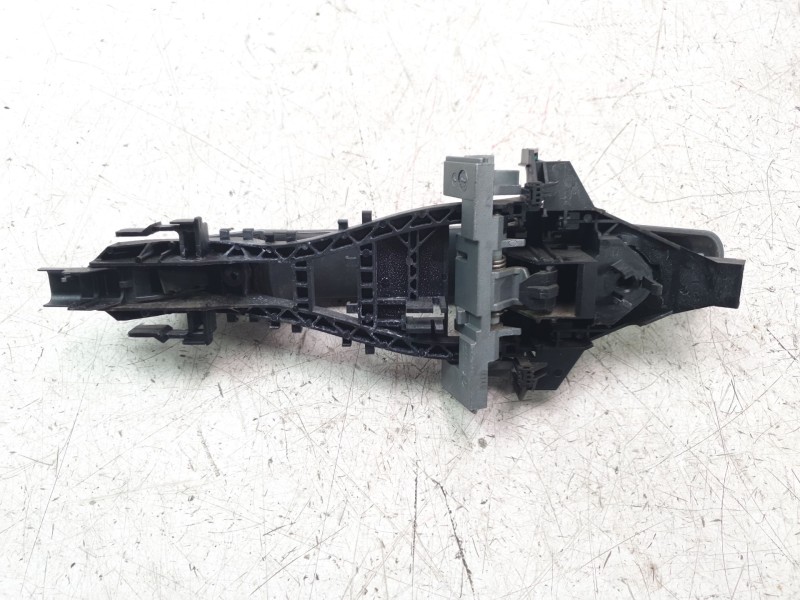 Recambio de maneta exterior trasera derecha para jaguar f-pace 300 sport awd referencia OEM IAM T2H3843LML  