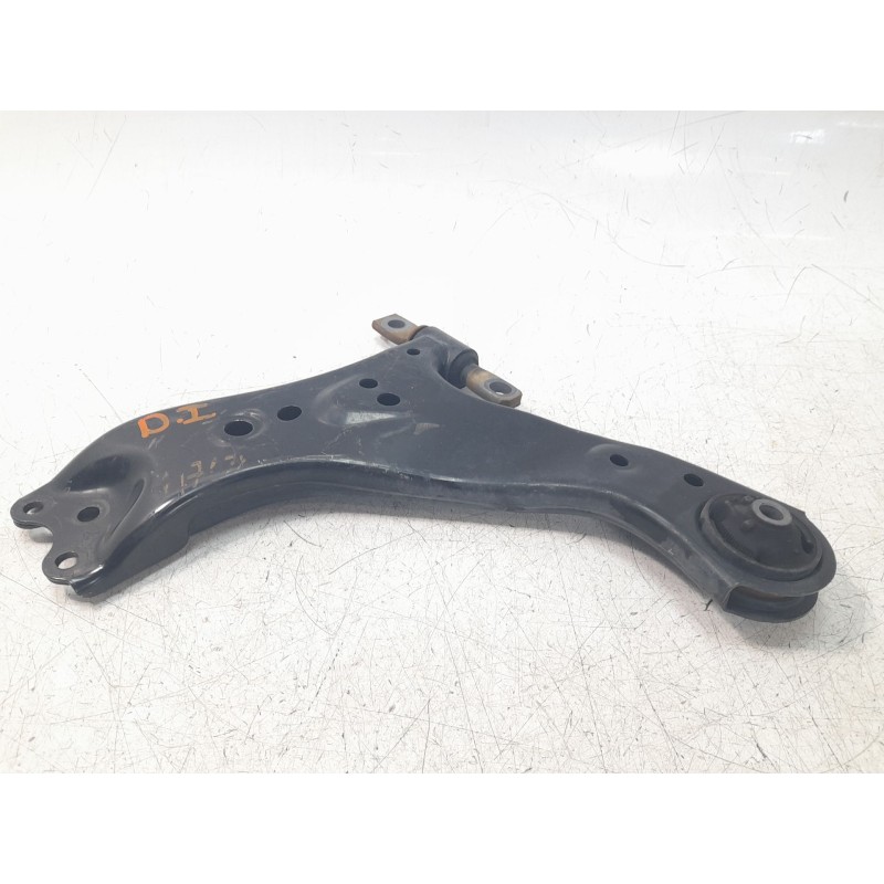 Recambio de brazo suspension inferior delantero izquierdo para toyota rav4 hybrid 4x2 advance referencia OEM IAM 4806942070  