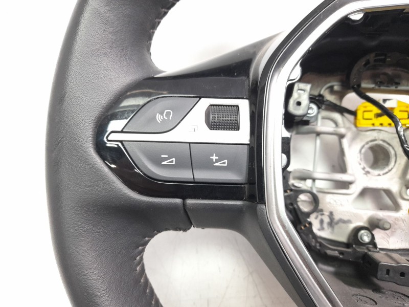 Recambio de volante para peugeot 2008 (p1) allure pack referencia OEM IAM 98255044ZD  