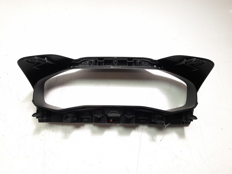 Recambio de moldura para peugeot 2008 (p1) allure pack referencia OEM IAM 9824790180  