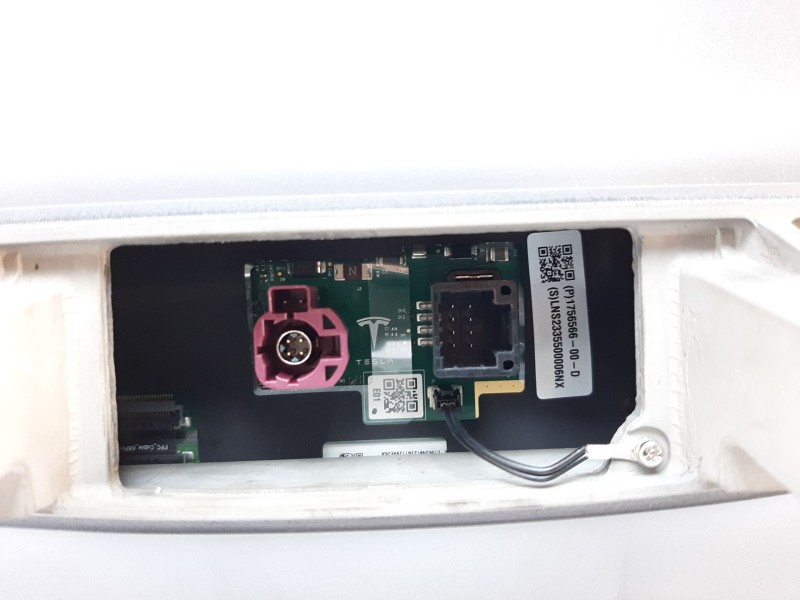 Recambio de pantalla multifuncion para tesla model 3 (5yj3) ev awd referencia OEM IAM 175656600D 175656600D 