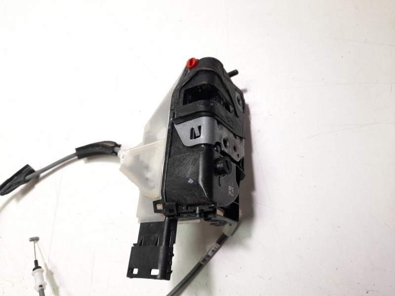 Recambio de cerradura puerta trasera derecha para peugeot 2008 (p1) allure pack referencia OEM IAM 9844443480  