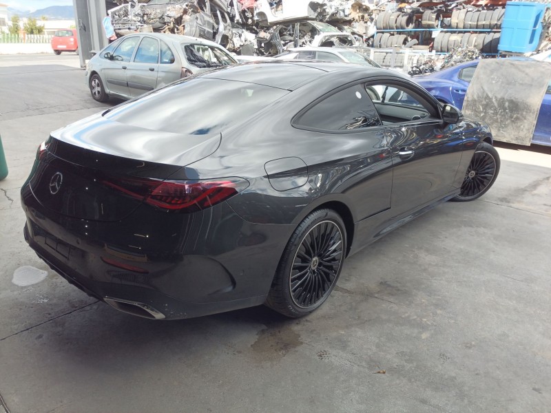 mercedes-benz cle del año 2024