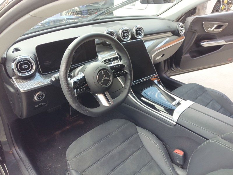 mercedes-benz cle del año 2024