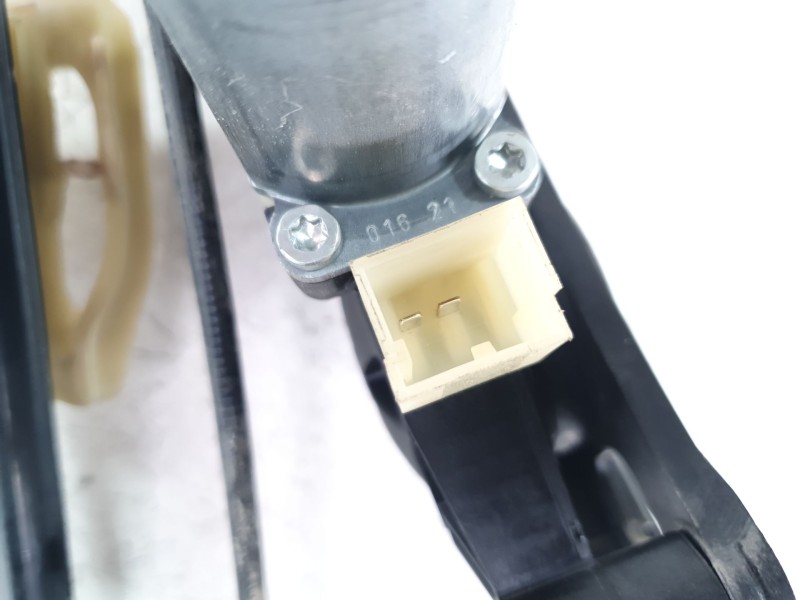 Recambio de elevalunas delantero derecho para audi a4 avant (8wd) referencia OEM IAM 8W0837462  