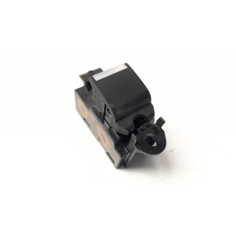 Recambio de mando elevalunas delantero derecho para jaguar e-pace 2.0 diesel cat referencia OEM IAM GX7314717AC  