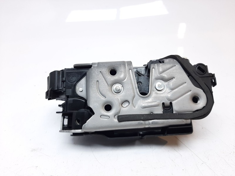 Recambio de cerradura puerta trasera derecha para audi q3 (f3b) referencia OEM IAM 5TA839016Q 5TA839016Q 