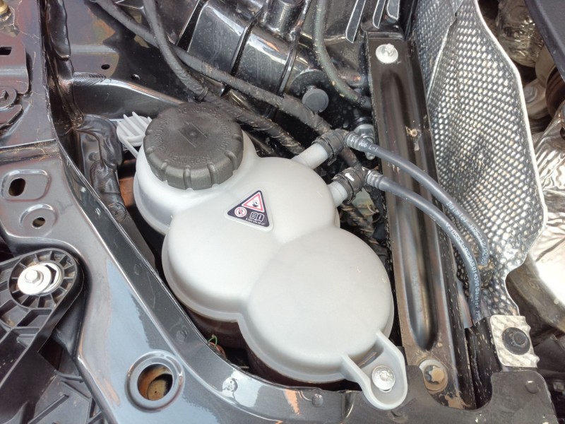 Recambio de deposito expansion para mercedes-benz cle cle 220d referencia OEM IAM   