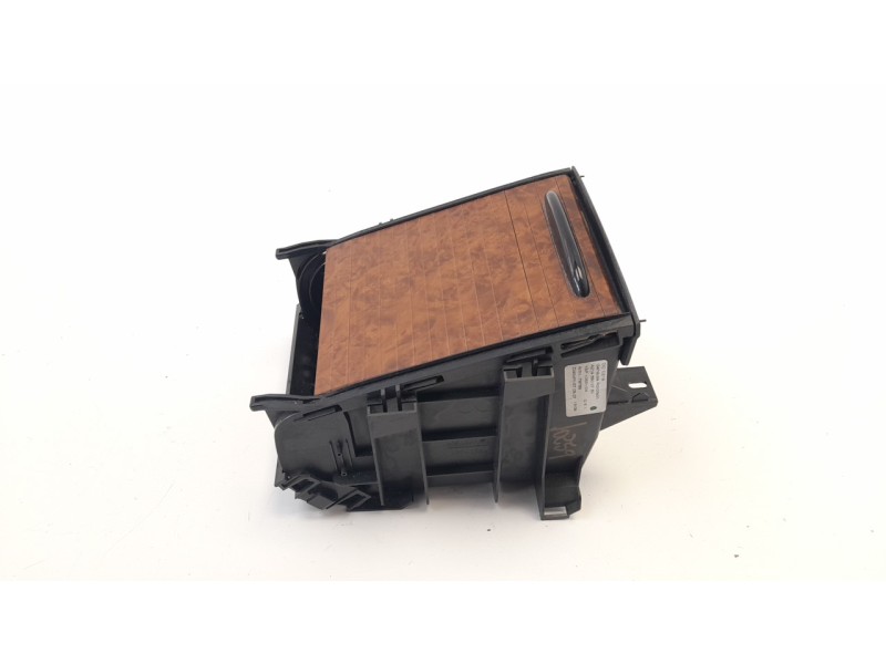 Recambio de cenicero para mercedes-benz clase cls (w219) 320 cdi (219.322) referencia OEM IAM A2196800750  