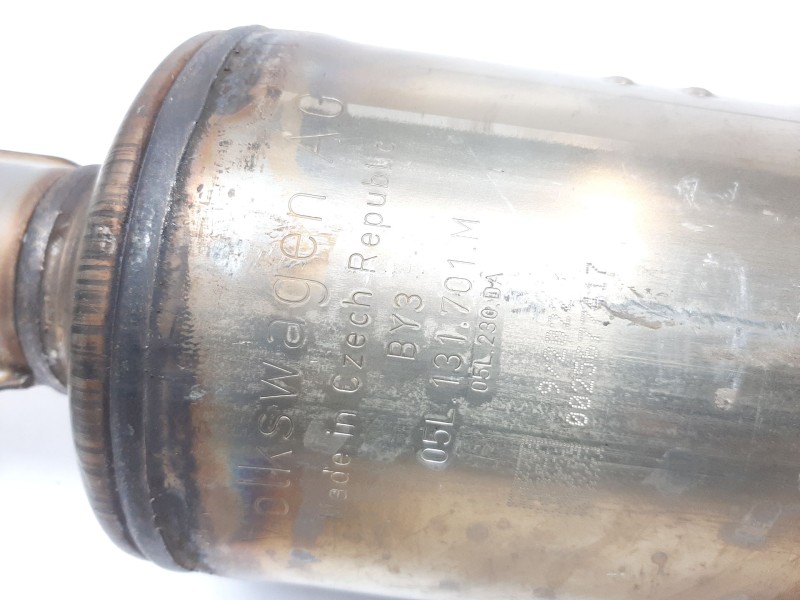 Recambio de catalizador para audi q3 (f3b) referencia OEM IAM 05L131701M 05L131701M 