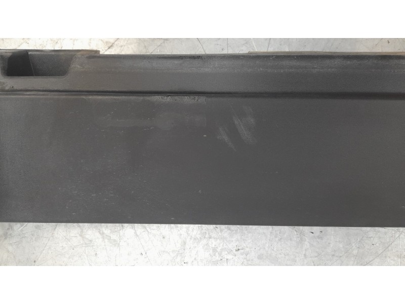 Recambio de estribos laterales para jaguar e-pace 2.0 diesel cat referencia OEM IAM J9C310154A  