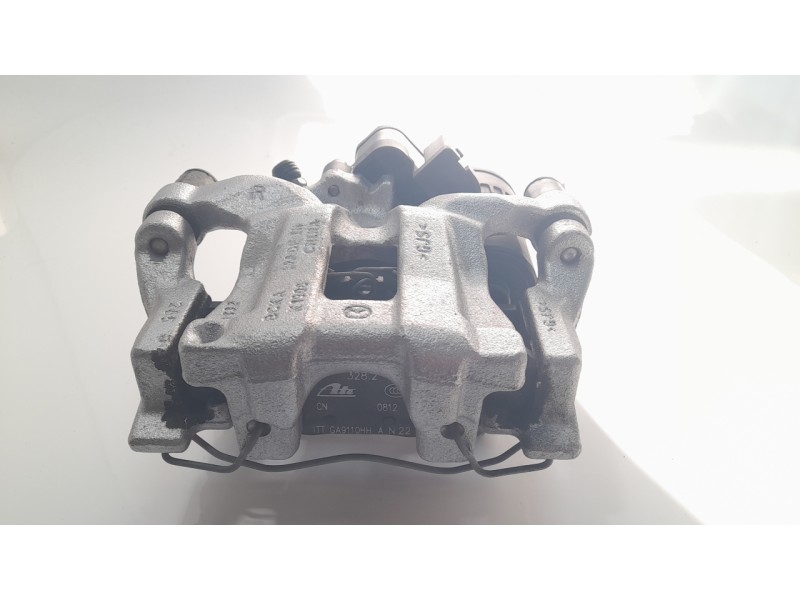 Recambio de pinza freno trasera derecha para mazda 3 berlina (bp) referencia OEM IAM BGKM26980  