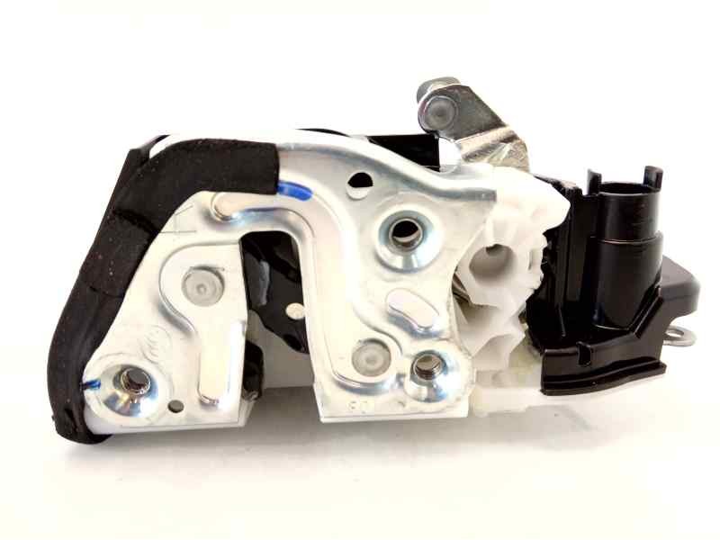 Recambio de cerradura puerta trasera derecha para suzuki celerio 1.0 12v cat referencia OEM IAM   