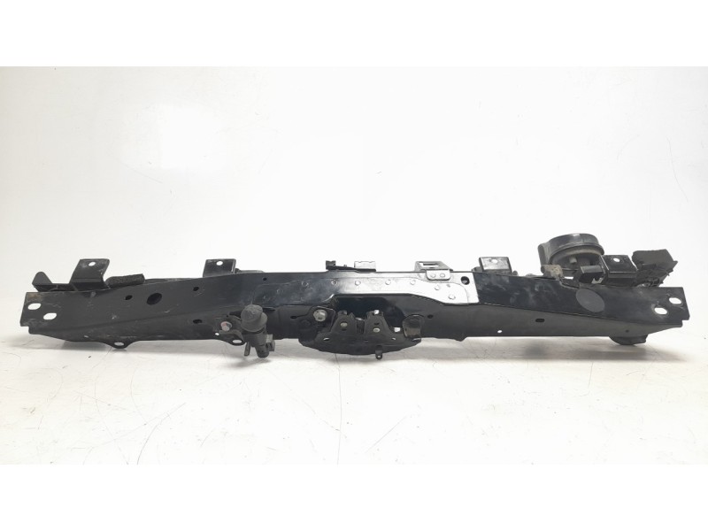 Recambio de travesaño inferior para renault kadjar 1.5 dci diesel fap energy referencia OEM IAM 625046246R  