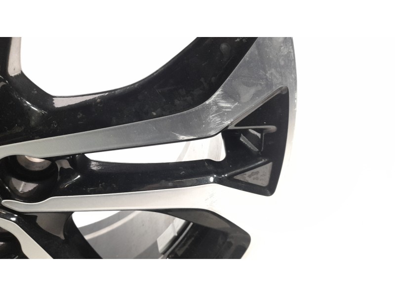 Recambio de llanta para ford puma hybrid titanium design referencia OEM IAM L1TC1007DA  